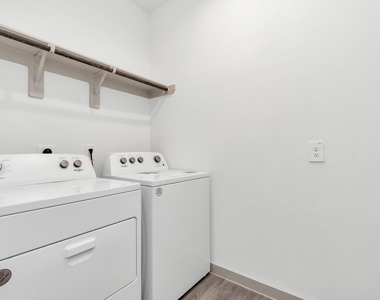 706 Boer Plains Drive - Photo Thumbnail 7