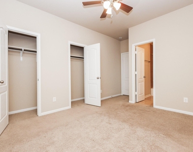 4243 Bayou Hollow Lane - Photo Thumbnail 27