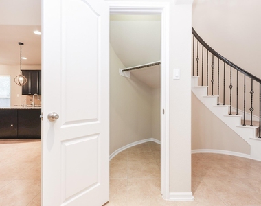 4243 Bayou Hollow Lane - Photo Thumbnail 16