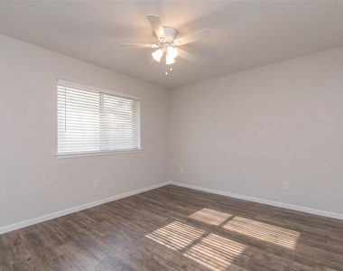 46 N Deerfoot Circle - Photo Thumbnail 18
