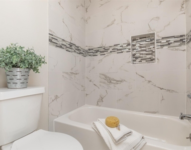 46 N Deerfoot Circle - Photo Thumbnail 16
