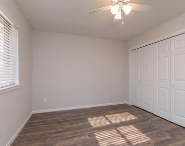 46 N Deerfoot Circle - Photo Thumbnail 19