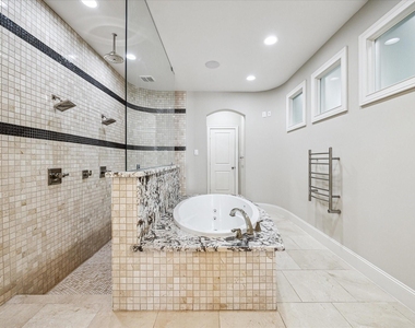5025 Augusta Street - Photo Thumbnail 13