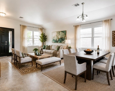 2226 Tremont Trail Lane - Photo Thumbnail 2