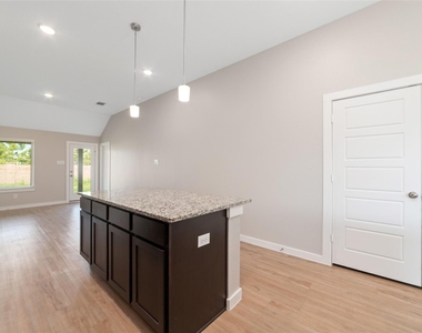 8326 Royal Breeze Drive - Photo Thumbnail 11