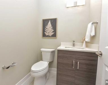 120 Collignon - Photo Thumbnail 8