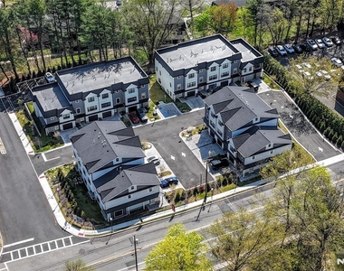 120 Collignon - Photo Thumbnail 1