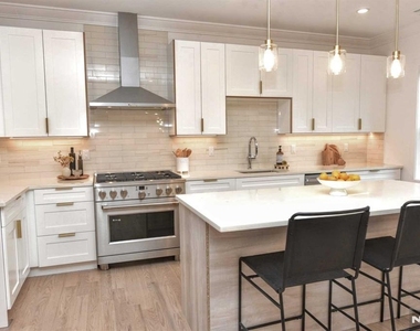 120 Collignon - Photo Thumbnail 12