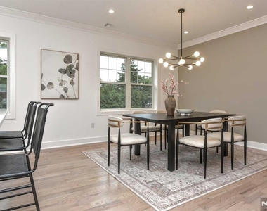 120 Collignon - Photo Thumbnail 17
