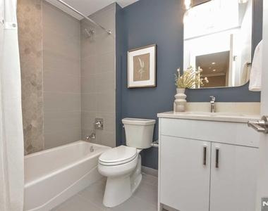 120 Collignon - Photo Thumbnail 35
