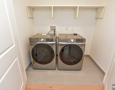 120 Collignon - Photo Thumbnail 36