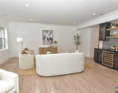 120 Collignon - Photo Thumbnail 21