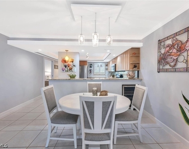 12945 Vanderbilt Drive - Photo Thumbnail 11