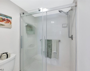 12945 Vanderbilt Drive - Photo Thumbnail 26