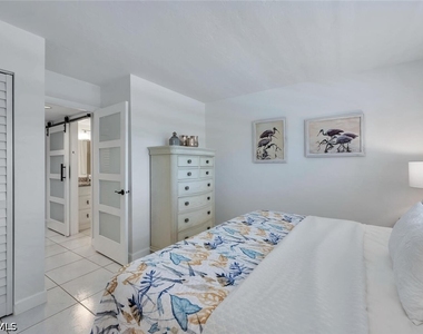 12945 Vanderbilt Drive - Photo Thumbnail 28