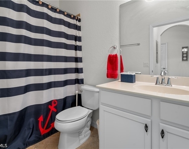 9735 Acqua Court - Photo Thumbnail 16