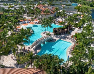 9735 Acqua Court - Photo Thumbnail 32