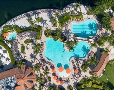 9735 Acqua Court - Photo Thumbnail 31