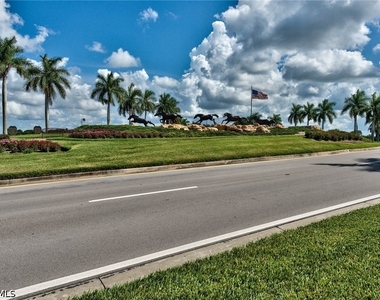 7935 Mahogany Run Lane - Photo Thumbnail 4