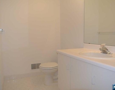 490 Green Mountain - Photo Thumbnail 12