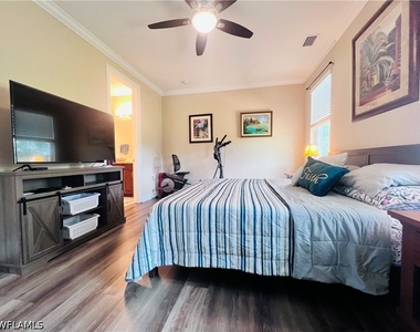 28008 Sosta Lane - Photo Thumbnail 14