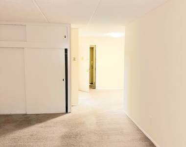 687 Bronx River Road - Photo Thumbnail 5