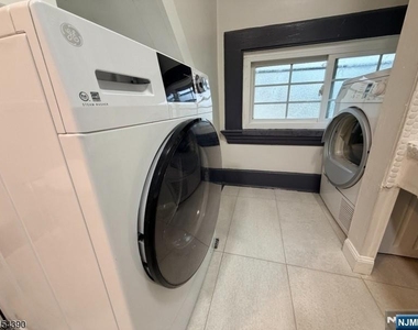 262 Claremont - Photo Thumbnail 4