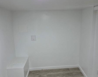 20 Maple - Photo Thumbnail 4