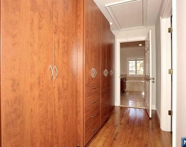 14 Kensington - Photo Thumbnail 34