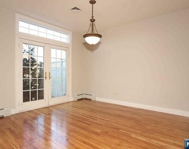 14 Kensington - Photo Thumbnail 10