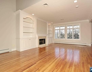 14 Kensington - Photo Thumbnail 6