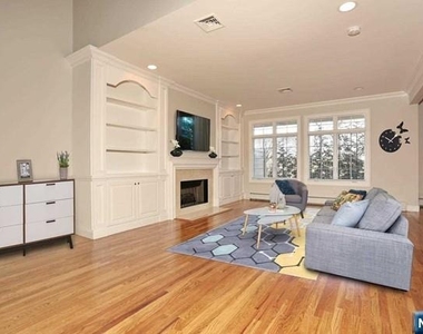 14 Kensington - Photo Thumbnail 7