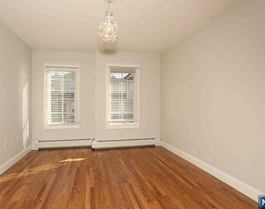 14 Kensington - Photo Thumbnail 25