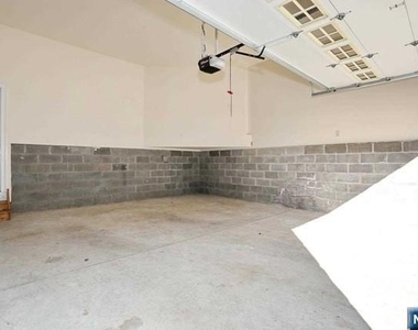 14 Kensington - Photo Thumbnail 43