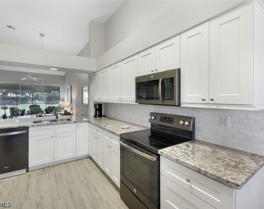 2235 Chesterbrook Court - Photo Thumbnail 3