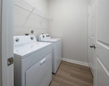 15438 Maple Terrace Drive - Photo Thumbnail 6