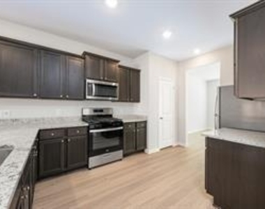 15438 Maple Terrace Drive - Photo Thumbnail 4