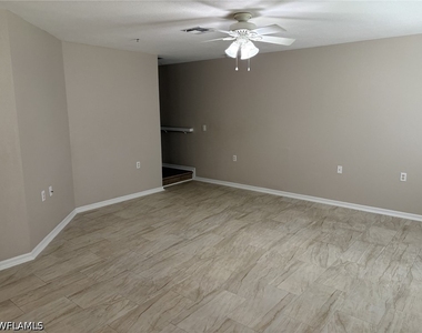 9409 Ivy Brook Run - Photo Thumbnail 9
