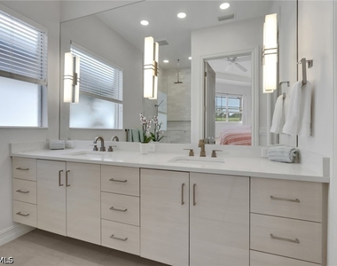 7832 Valencia Court - Photo Thumbnail 15