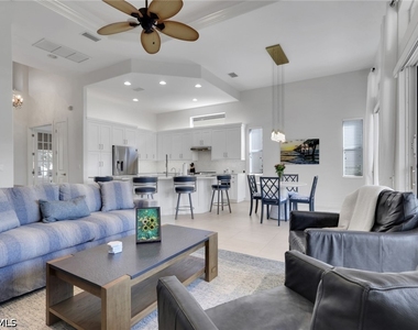 7832 Valencia Court - Photo Thumbnail 3