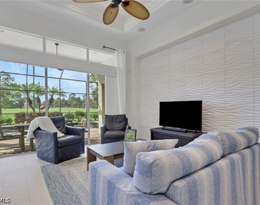 7832 Valencia Court - Photo Thumbnail 11