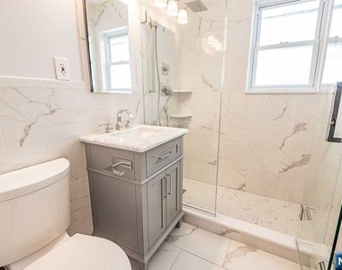 127 Regency - Photo Thumbnail 15