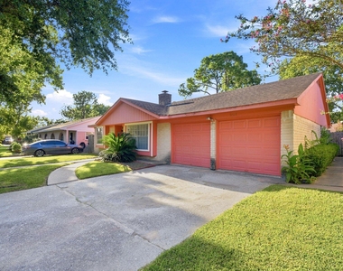 11418 Hendon Lane - Photo Thumbnail 2