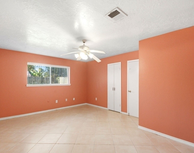 11418 Hendon Lane - Photo Thumbnail 16