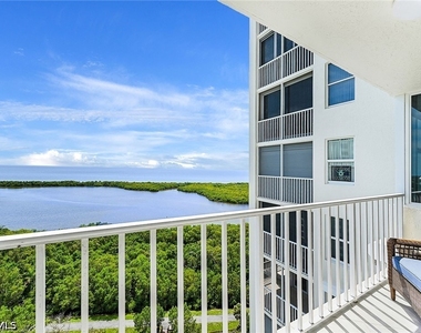 5550 Heron Point Drive - Photo Thumbnail 16