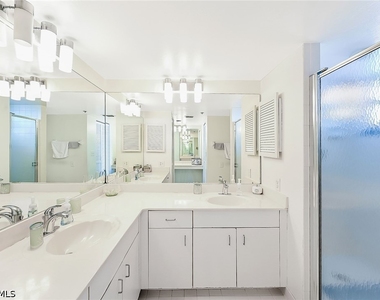 5550 Heron Point Drive - Photo Thumbnail 11