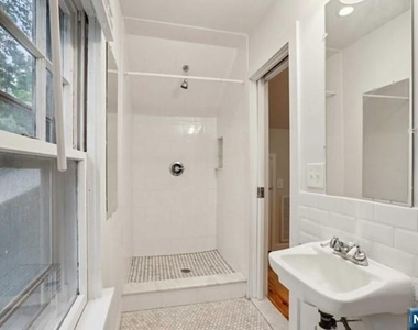 261 W Saddle River - Photo Thumbnail 30
