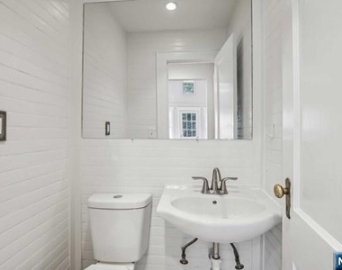 261 W Saddle River - Photo Thumbnail 37