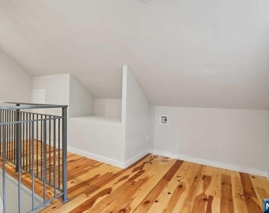 261 W Saddle River - Photo Thumbnail 33