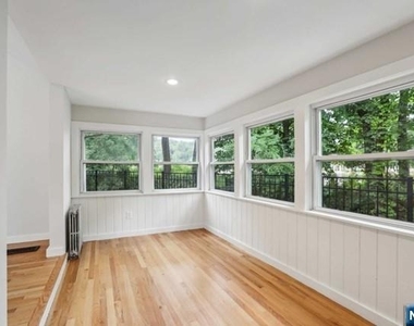 261 W Saddle River - Photo Thumbnail 20